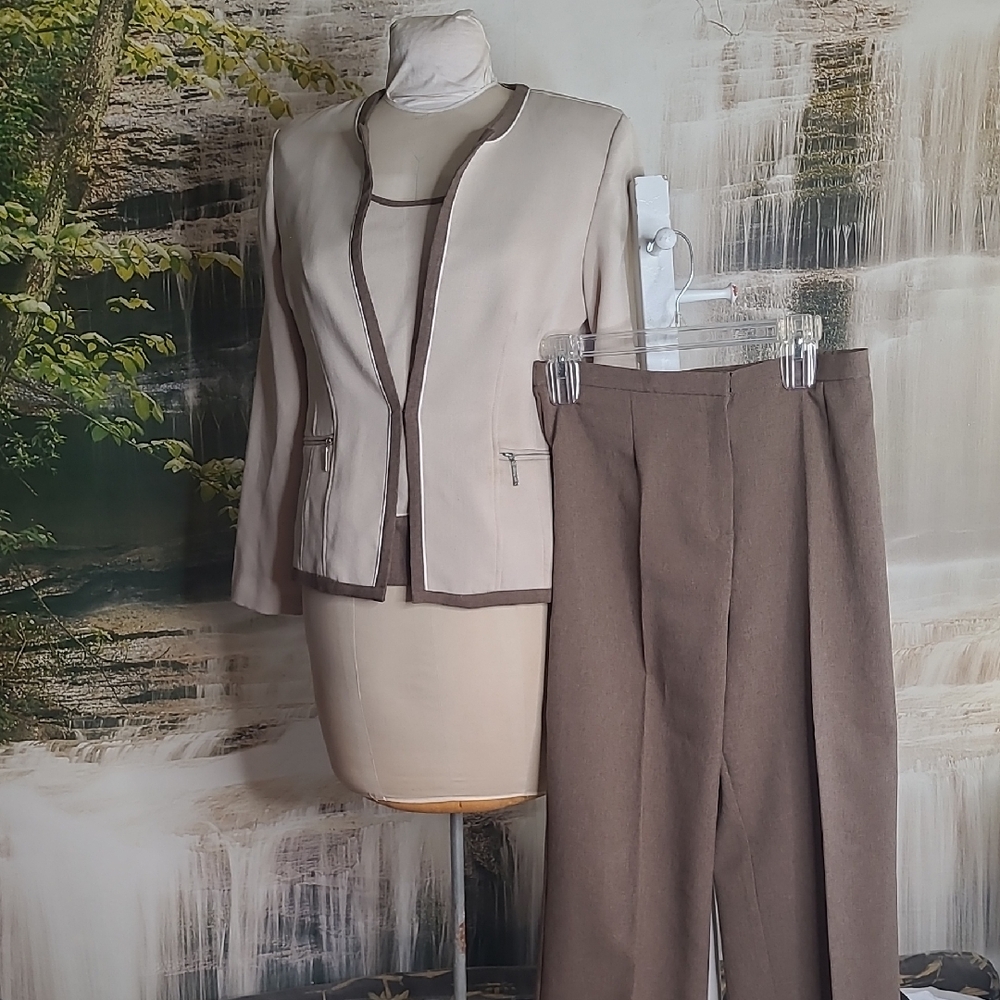 Studio 1 Womens 12 Petite Brown Tan Three Piece Suit Blazer top & Pants Set